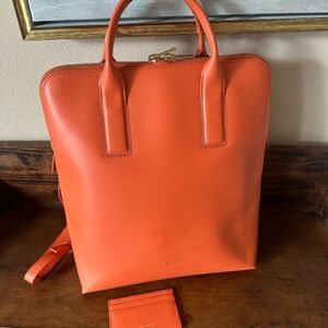 Sarah White $695 MSRP SW 0914 Leather Tote or Backpack